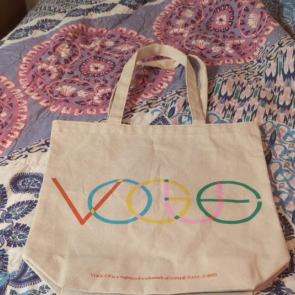 New VOGUE Natural Canvas Tote